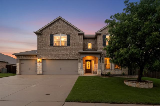 1636 Suncatcher Way, Fort Worth, TX 76052