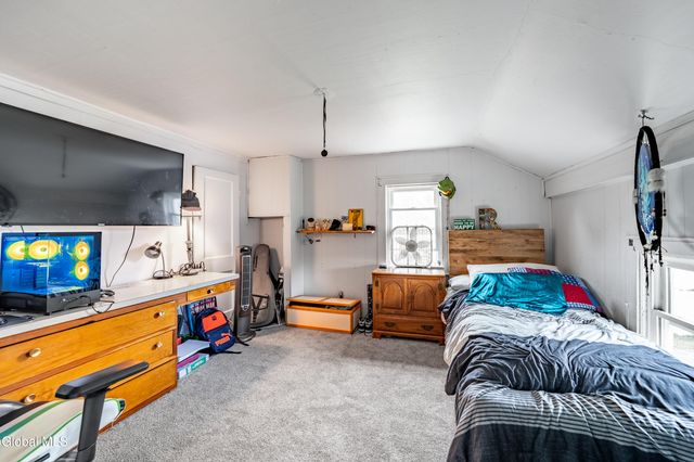 931 Hudson Avenue, Stillwater, NY 12170