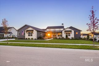 14437 N Woodpecker Avenue, Boise, ID 83714