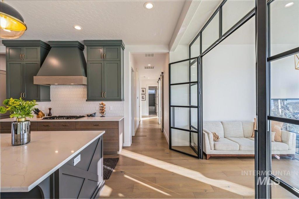 14437 N Woodpecker Avenue, Boise, ID 83714 photo 17