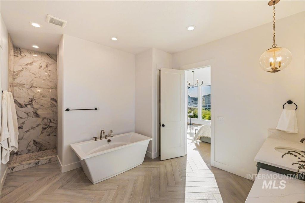 14437 N Woodpecker Avenue, Boise, ID 83714 photo 26