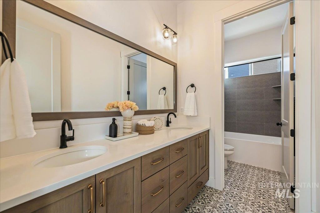 14437 N Woodpecker Avenue, Boise, ID 83714 photo 32