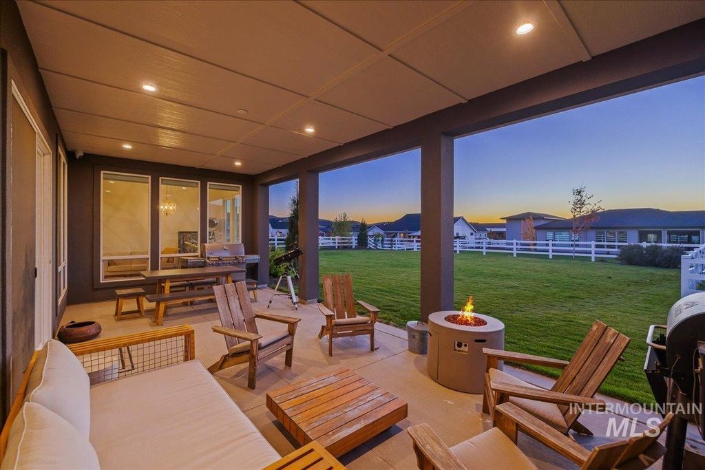 14437 N Woodpecker Avenue, Boise, ID 83714 photo 41