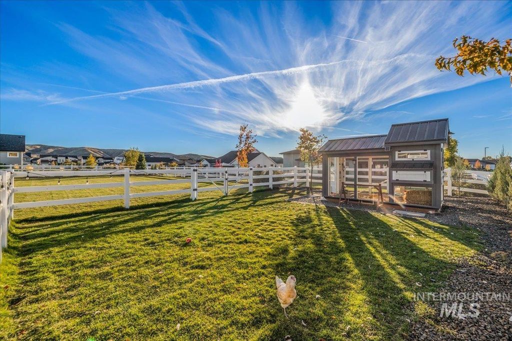 14437 N Woodpecker Avenue, Boise, ID 83714 photo 42