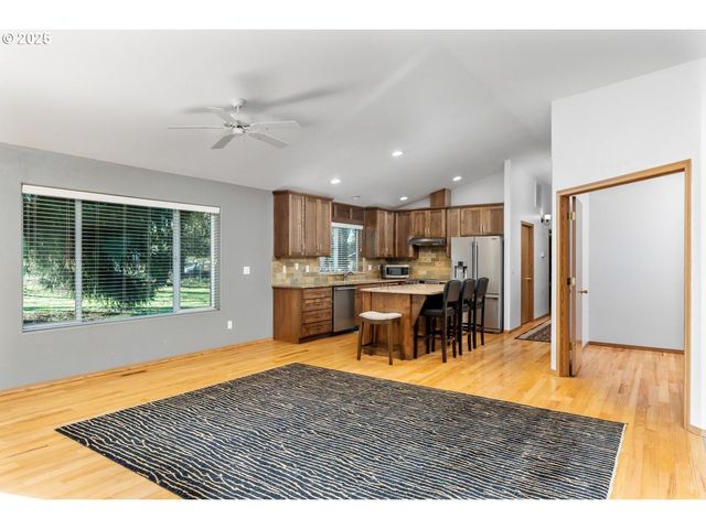 11114 Ne 124TH Ave, Vancouver, WA 98682
