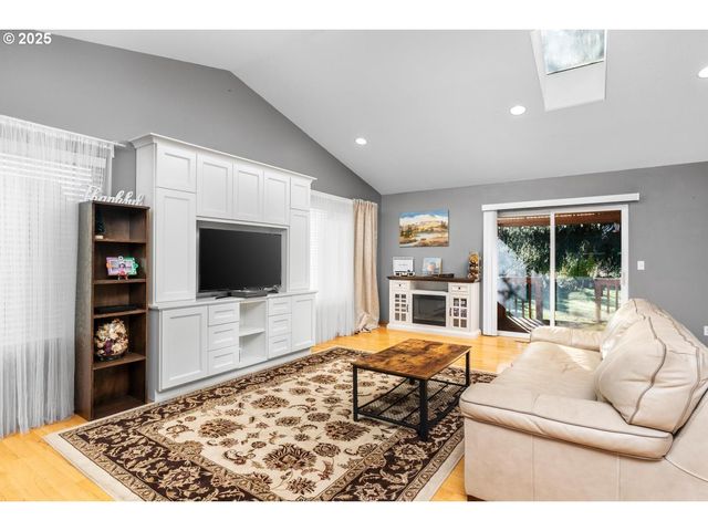 11114 Ne 124TH Ave, Vancouver, WA 98682