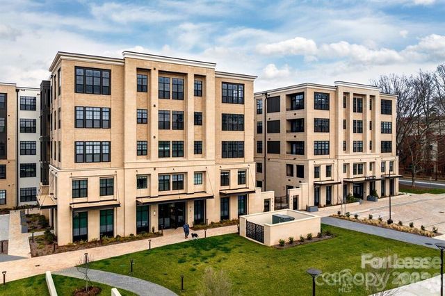 4220 Colony Plaza Drive 22A, Charlotte, NC 28211