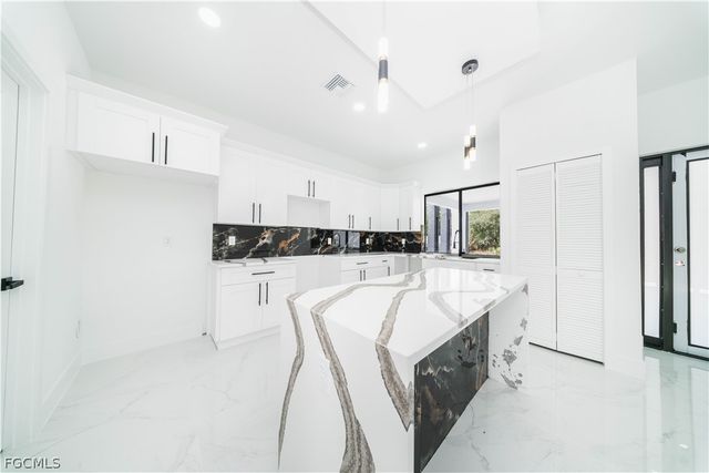 3304 E 15th ST, Lehigh Acres, FL 33972