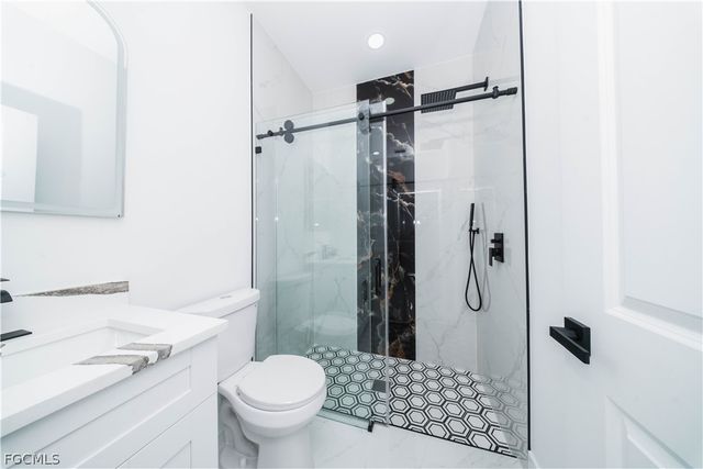 3304 E 15th ST, Lehigh Acres, FL 33972