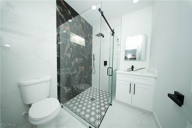 3304 E 15th ST, Lehigh Acres, FL 33972