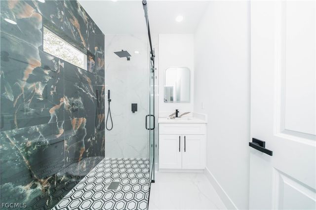 3304 E 15th ST, Lehigh Acres, FL 33972