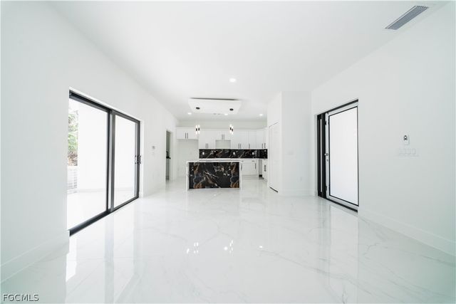 3304 E 15th ST, Lehigh Acres, FL 33972