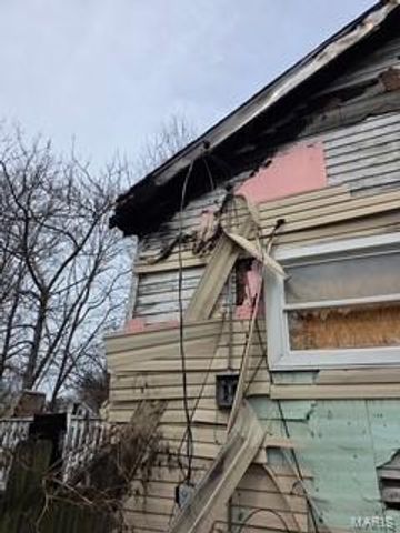 318 Little Broadway Street, St Louis, MO 63125