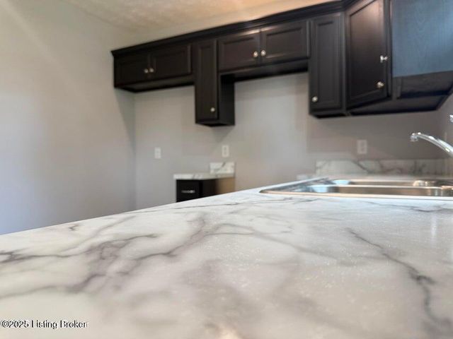 109 Kentucky Ave, Bardstown, KY 40004