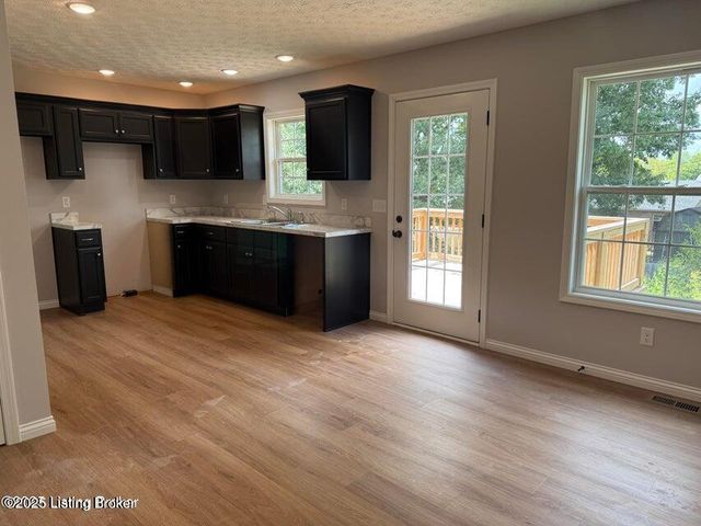 109 Kentucky Ave, Bardstown, KY 40004