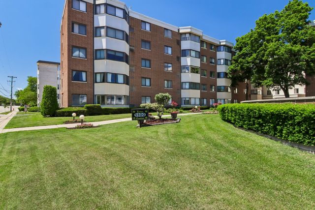 5500 W LINCOLN Avenue 111E, Morton Grove, IL 60053