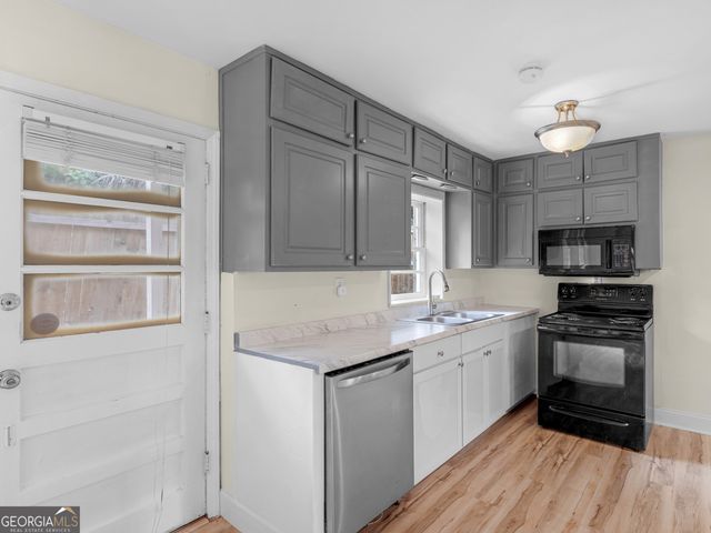 3208 Lake Jodeco Road, Jonesboro, GA 30236