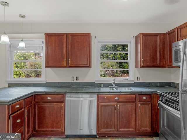 3208 Lake Jodeco Road, Jonesboro, GA 30236