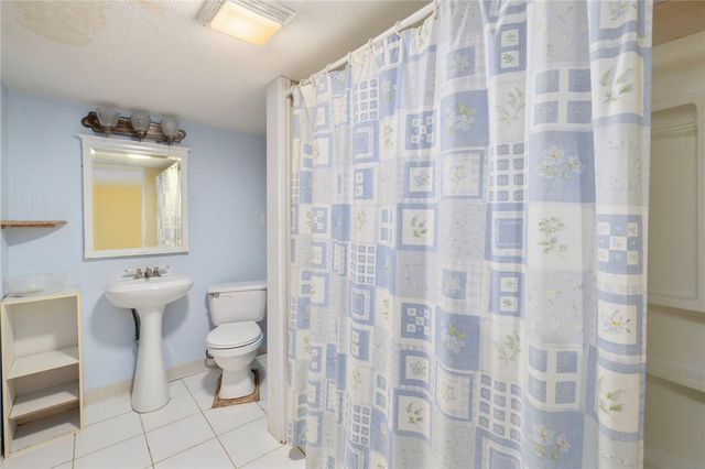 76 Moorefield Street, Providence, RI 02909