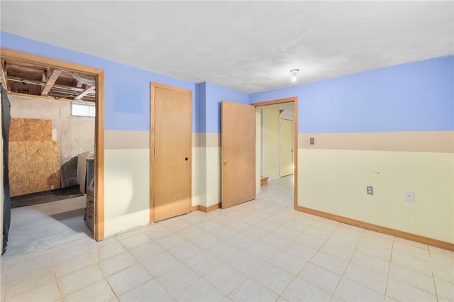 76 Moorefield Street, Providence, RI 02909