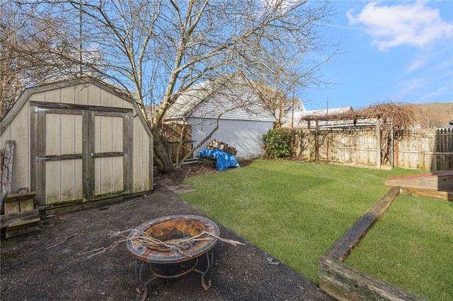 76 Moorefield Street, Providence, RI 02909