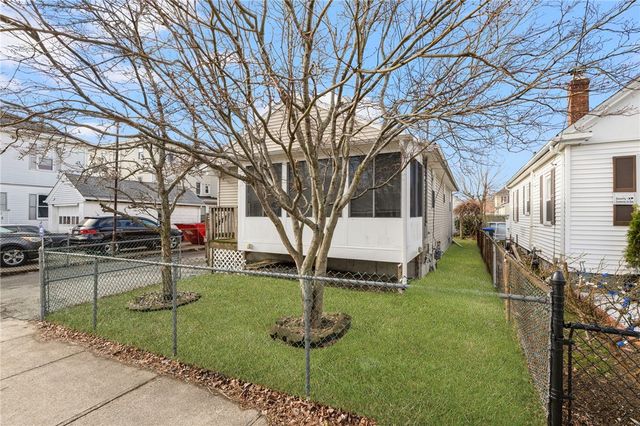 76 Moorefield Street, Providence, RI 02909