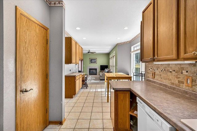 494 W Puerner STREET, Jefferson, WI 53549