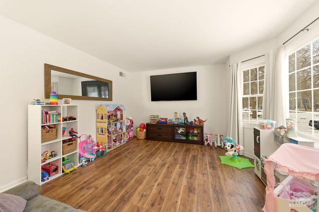 777 Debbie Lane, Sandwich, IL 60548