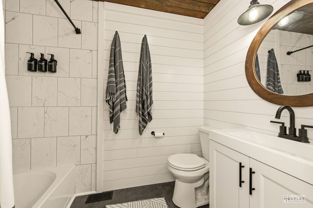 777 Debbie Lane, Sandwich, IL 60548