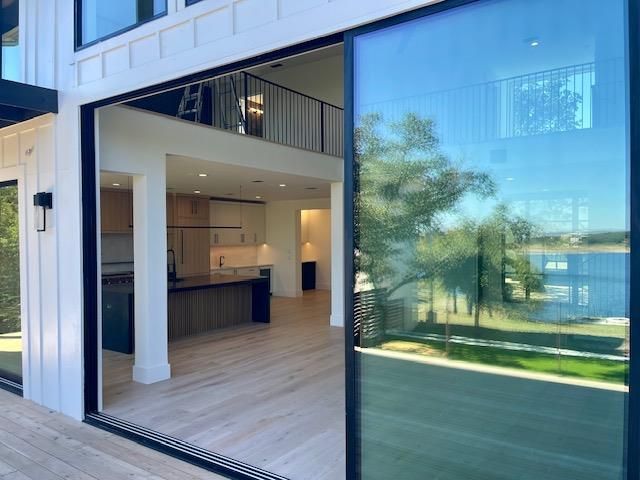 909 Cat Hollow Club DR, Spicewood, TX 78669