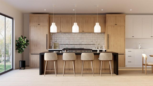 909 Cat Hollow Club DR, Spicewood, TX 78669