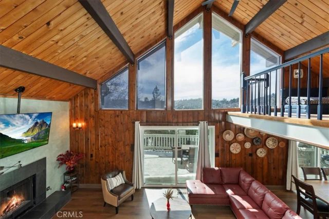 27814 North Bay, Lake Arrowhead, CA 92352