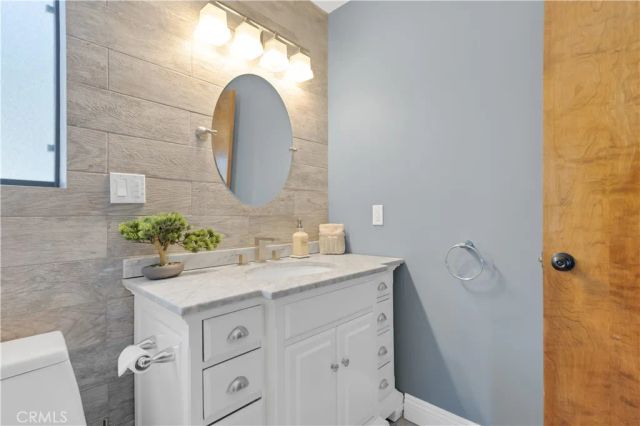 27814 North Bay, Lake Arrowhead, CA 92352