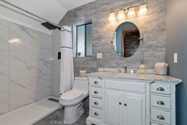 27814 North Bay, Lake Arrowhead, CA 92352