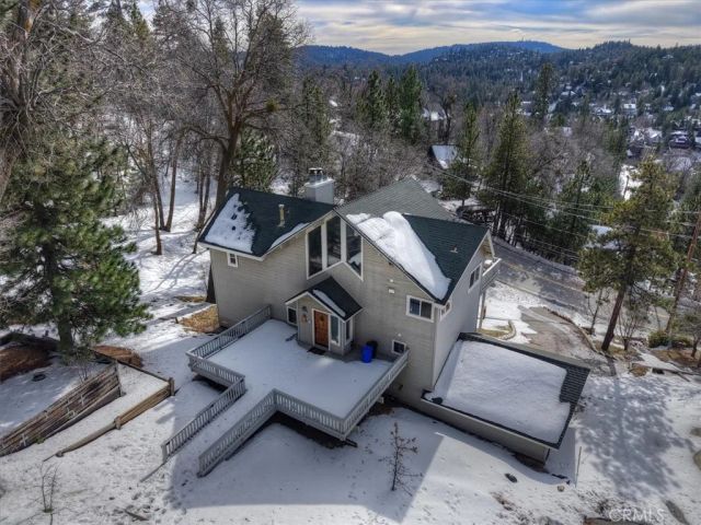 27814 North Bay, Lake Arrowhead, CA 92352
