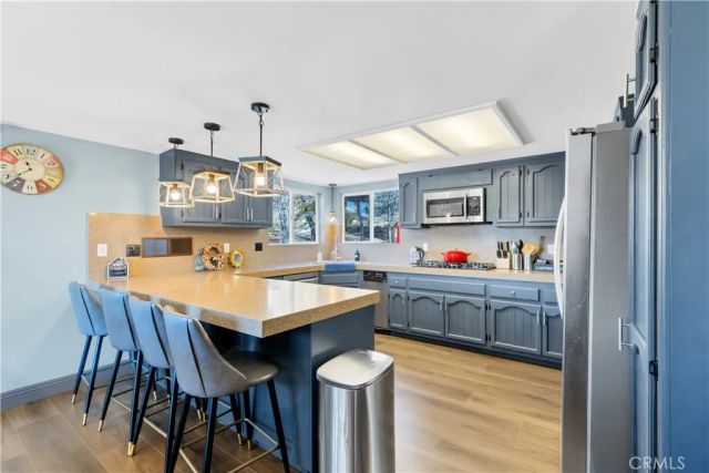 27814 North Bay, Lake Arrowhead, CA 92352