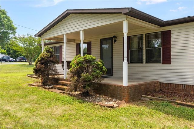 1010 John Hill Road, Walnut Cove, NC 27052