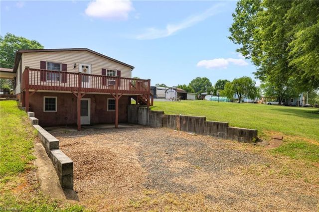 1010 John Hill Road, Walnut Cove, NC 27052