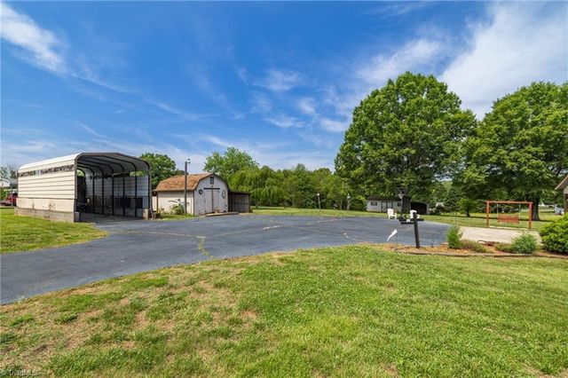 1010 John Hill Road, Walnut Cove, NC 27052