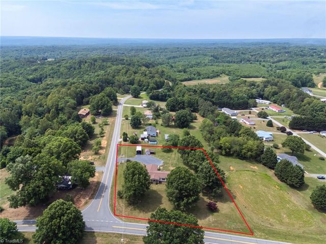 1010 John Hill Road, Walnut Cove, NC 27052