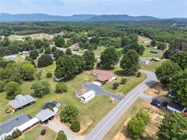 1010 John Hill Road, Walnut Cove, NC 27052