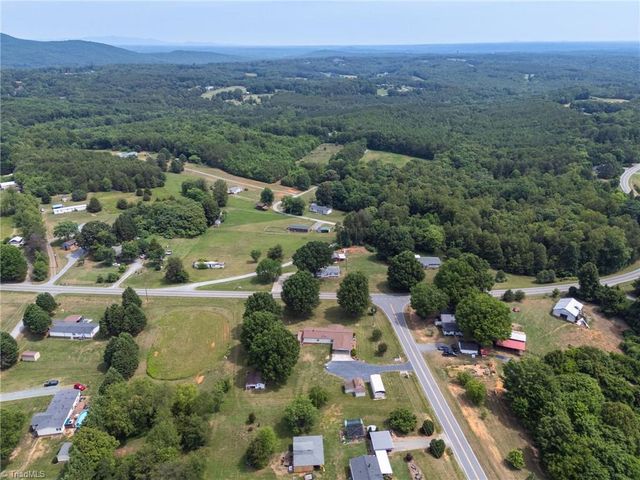 1010 John Hill Road, Walnut Cove, NC 27052