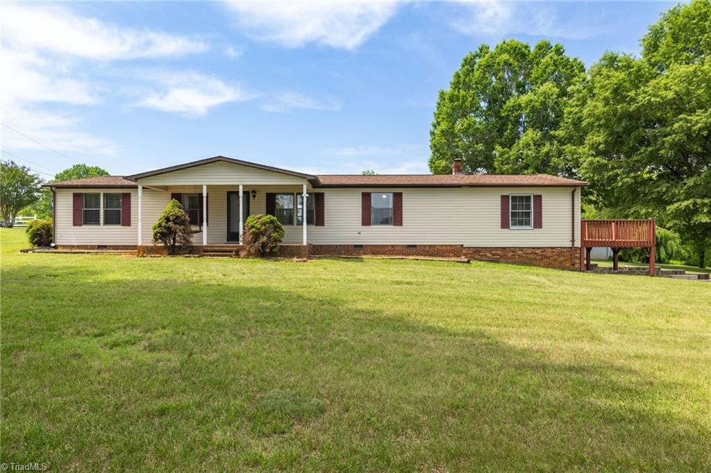 1010 John Hill Road, Walnut Cove, NC 27052