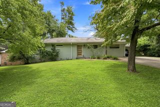 1206 Pinehurst Circle SE, Smyrna, GA 30080