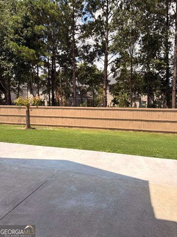 559 Madison Park Drive, Grayson, GA 30017