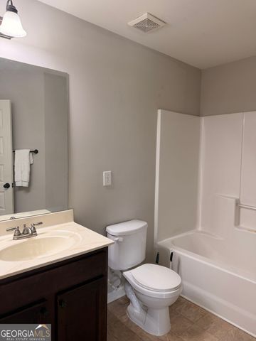 559 Madison Park Drive, Grayson, GA 30017