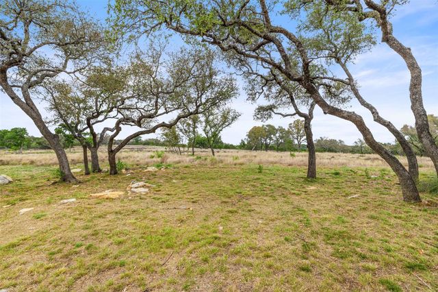 889 Brock Hollow DR, Johnson City, TX 78636