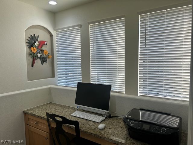 9163 Delano ST 10006, Naples, FL 34113