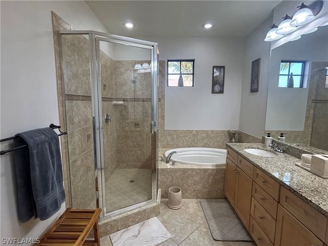 9163 Delano ST 10006, Naples, FL 34113