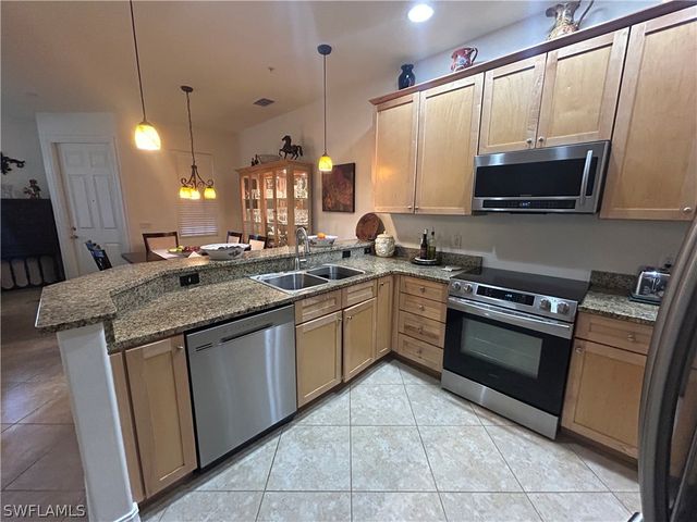 9163 Delano ST 10006, Naples, FL 34113